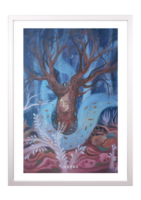 Fine-Art-Kunstdruck einer alten Linde mit Gesicht in einer mystischen Waldlandschaft von Wayra Arts