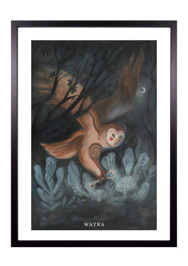 Fine-Art-Kunstdruck eines mystischen Waldkauzes in einer nächtlichen Waldlandschaft von Wayra Arts